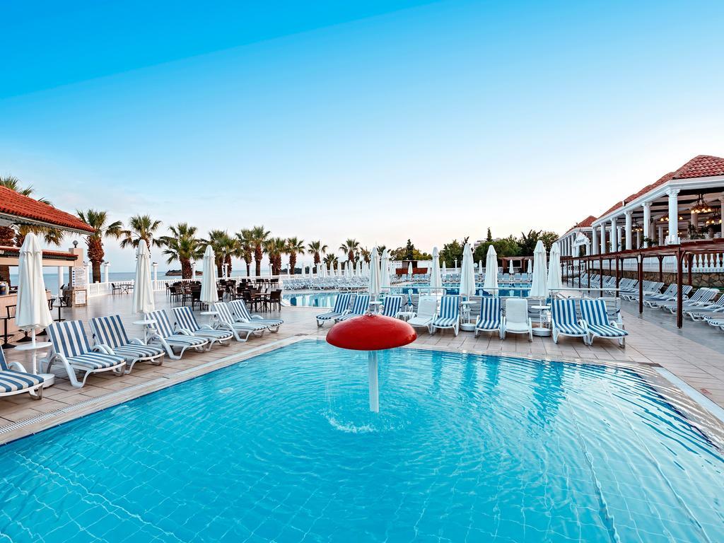 Club Tarhan Beach Didim Exteriér fotografie